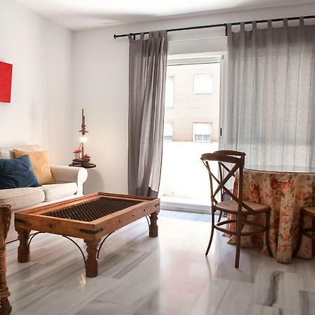 סביליה Apartamento Buhaira מראה חיצוני תמונה