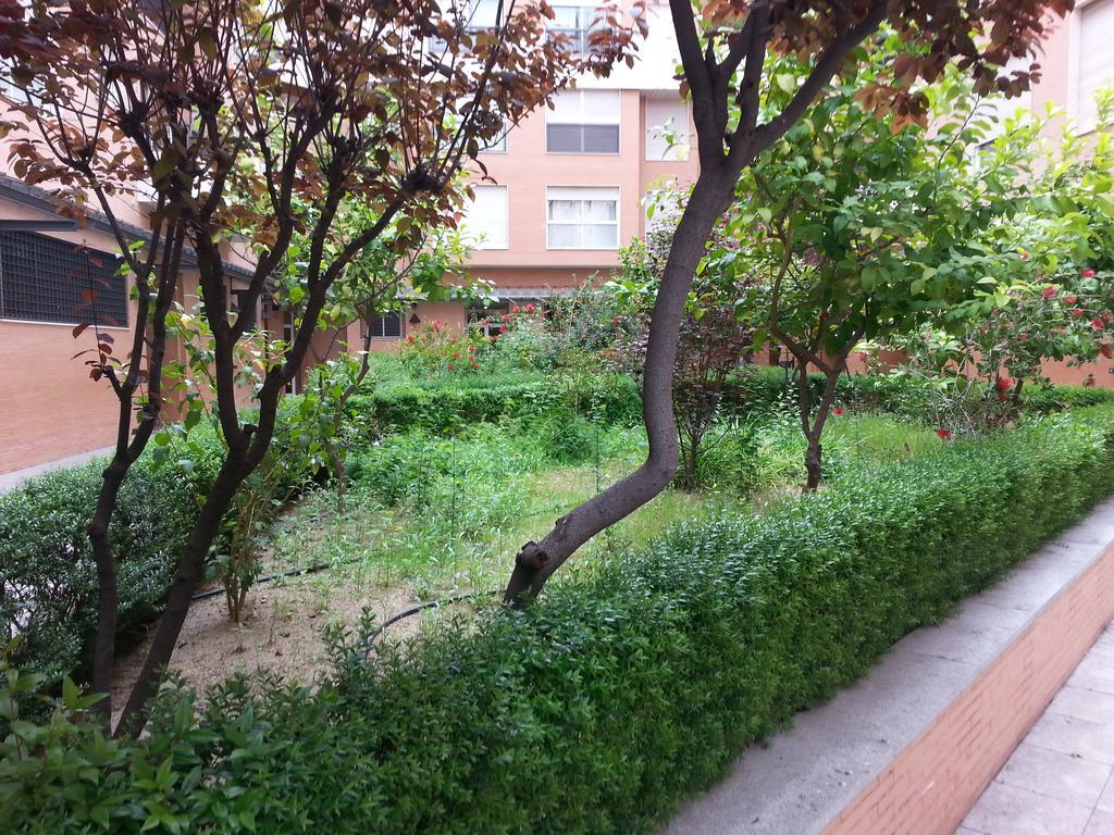 סביליה Apartamento Buhaira מראה חיצוני תמונה