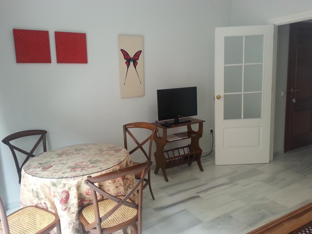 סביליה Apartamento Buhaira מראה חיצוני תמונה