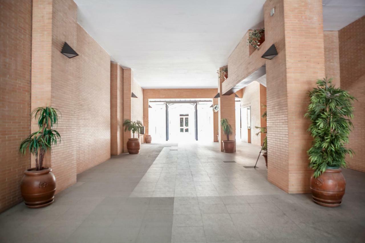 סביליה Apartamento Buhaira מראה חיצוני תמונה