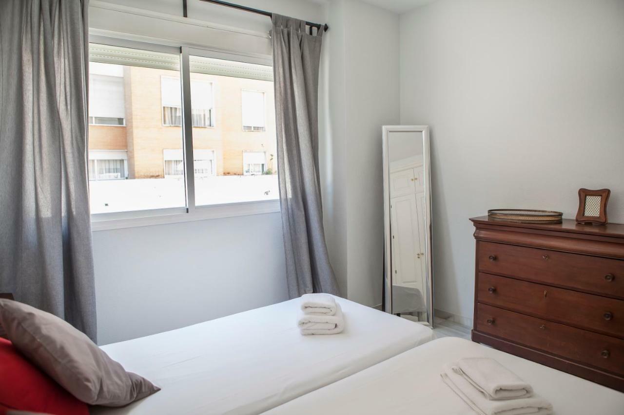 סביליה Apartamento Buhaira מראה חיצוני תמונה